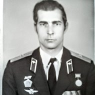 Артур Зубарев