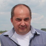 Олег Зугеев