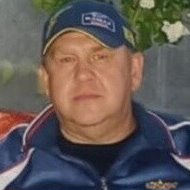 Олег Сачков