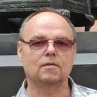Валерий Котов