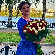 Елена Ломоносова