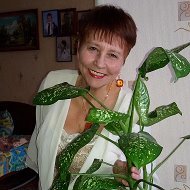 Нина Улановская