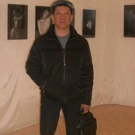 Сергей Ханхатов