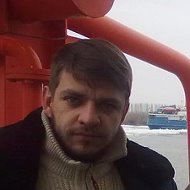 Юрий Константинов