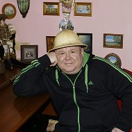 Олег Пчелинцев