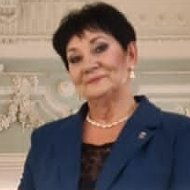 Елена Левченко