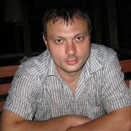 Михаил Мельник