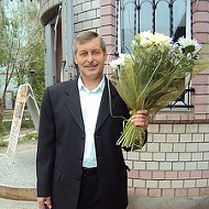 Николай Пужаев