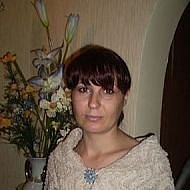 Натали Смотракова