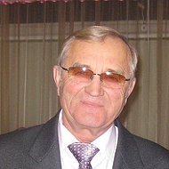 Виктор Астапенко