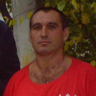 Юрий Ларёв