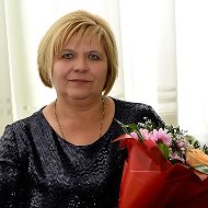 Елена Попова