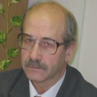 Аркадий Гутаревич