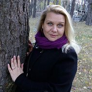 Юлия Суркова