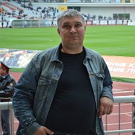 Евгений Татаренко