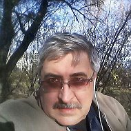 Александр Ломаков