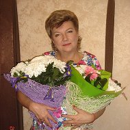 Нина Страусова
