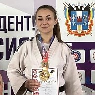Елена Лежнева