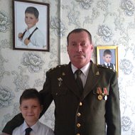 Юрий Олейник