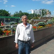 Александр Цекин