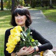 Лена Анхина