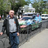 Олег Ханин
