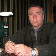 Сергей Тумаков