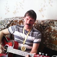 Михаил Гриценко