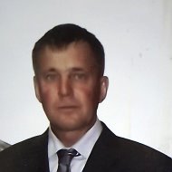 Валерий Николаев