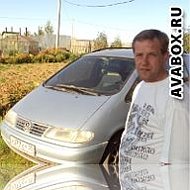 Александр Комаров