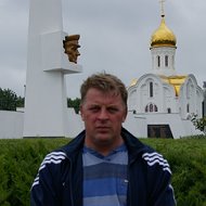 Борис Гуляев