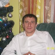 Микола Мазур