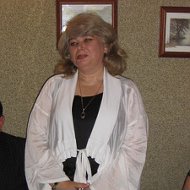 Елена Макарова