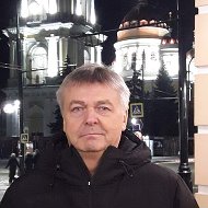 Владимир Кустов