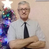 Павел Пухарев