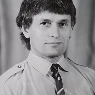 Михаил Хрушков