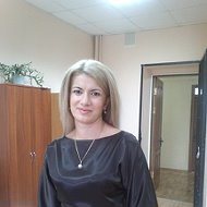 Светлана Савхалова