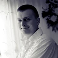 Олег Мельник
