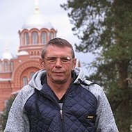 Евгений Белов