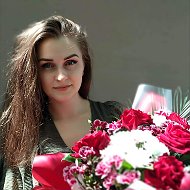 Есения Поплавская