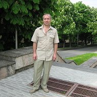 Владимир Онянов