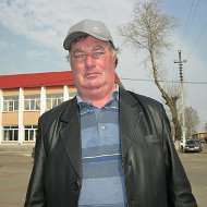 Анатолий Борисов