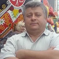 Владимир Калиновский