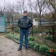 Евгений Глухов