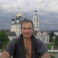 Владимир Спасский