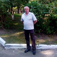 Олег Алиев