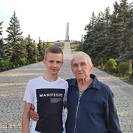 Евгений Волобуев