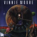 Vinne Moore