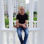 Анатолий Вариончик
