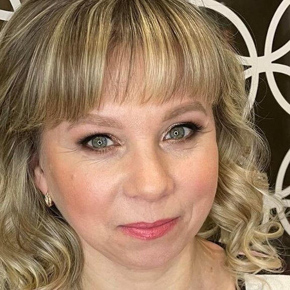 Елена Пухова